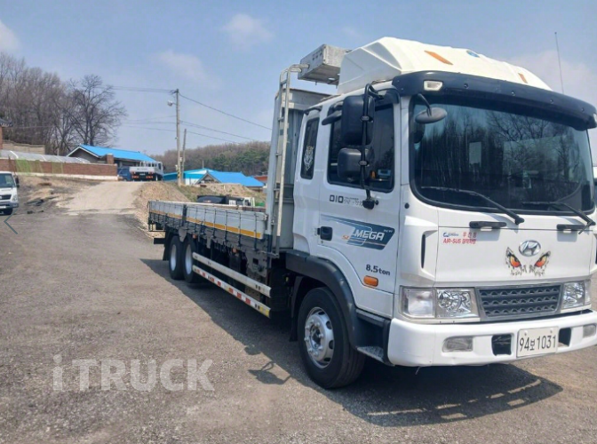 현대 메가트럭 280 앞축 카고 5톤 수동 1