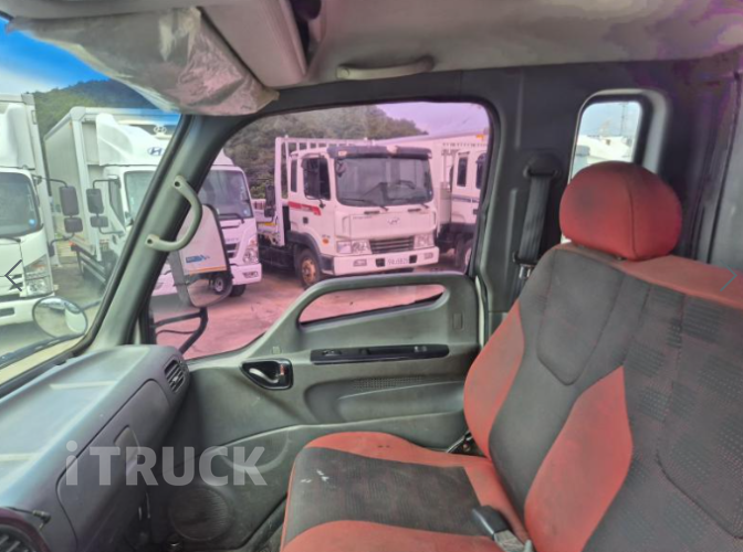 현대 이마이티 2.5톤 카고 슈퍼캡 11