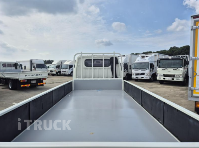 현대 이마이티 2.5톤 카고 슈퍼캡 6