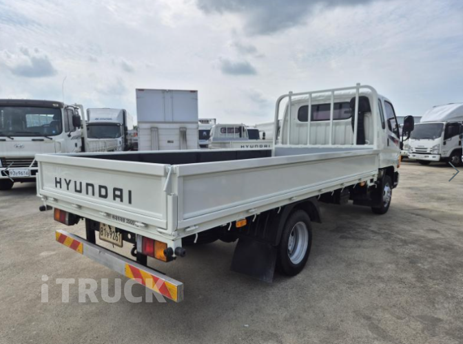 현대 이마이티 2.5톤 카고 슈퍼캡 5