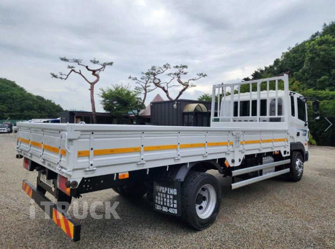 현대 메가트럭 280 단바리 카고 5톤 수동 3