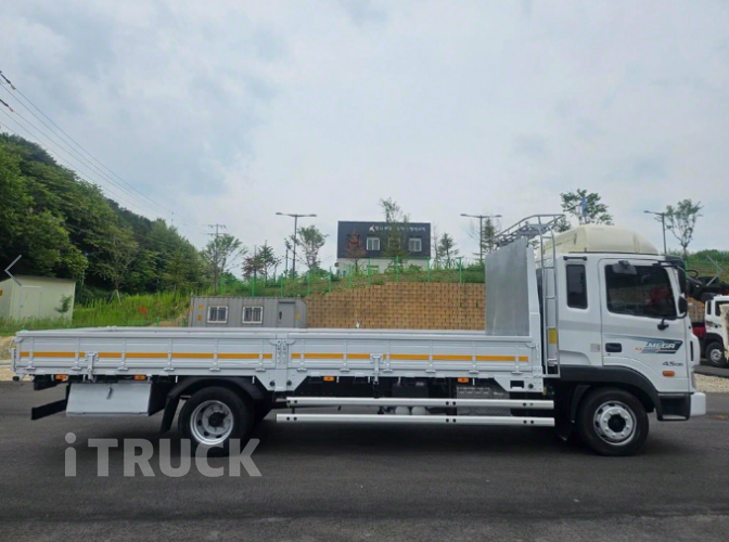 현대 메가트럭 280 단바리 카고 5톤 수동 3