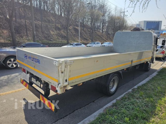 현대 올뉴마이티 3.5톤 광폭 카고 슈퍼캡 4