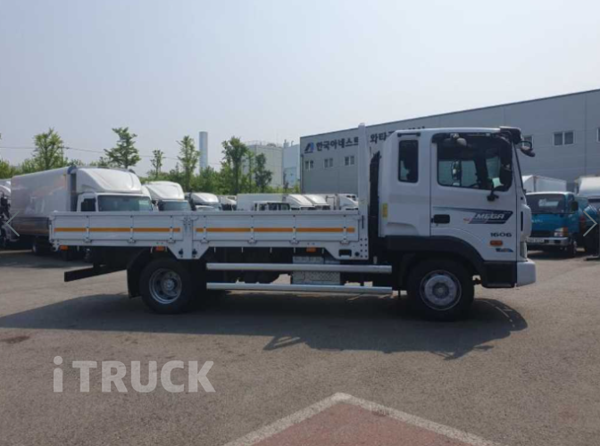 현대 메가트럭 280 단바리 카고 5톤 수동 4