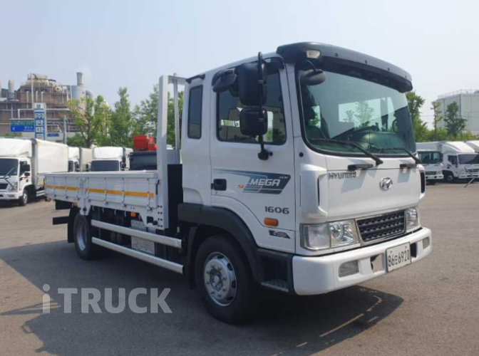 현대 메가트럭 280 단바리 카고 5톤 수동 1