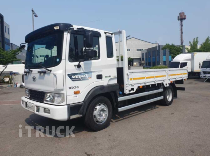 현대 메가트럭 280 단바리 카고 5톤 수동 0