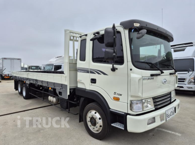 현대 메가트럭 260 후축 카고 5톤 수동 2