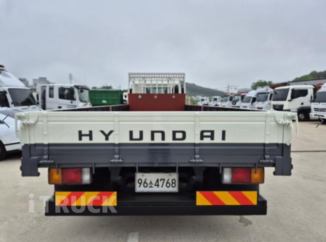 현대 메가트럭 260 후축 카고 5톤 수동 7