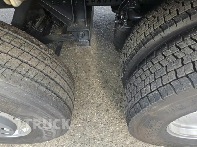 이베코 스트라리스 후축 카고 25톤 오토 13