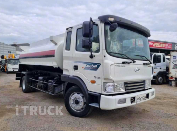 현대 탱크로리 메가트럭 9,800L 수동 2