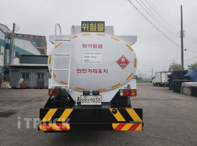 현대 탱크로리 메가트럭 10,000L 수동 7