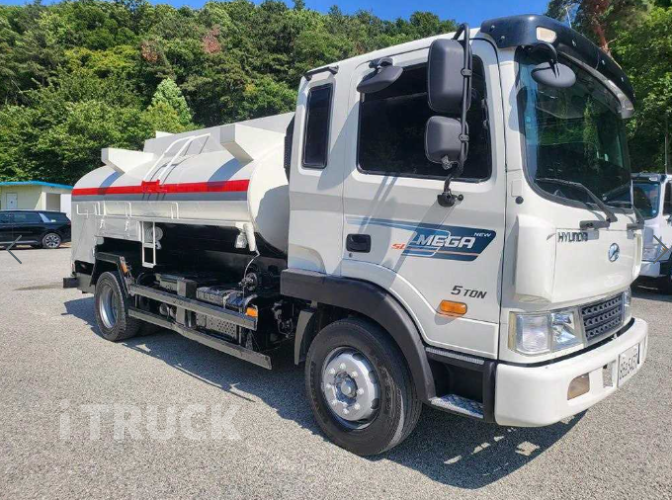현대 탱크로리 메가트럭 5,000L 수동 1