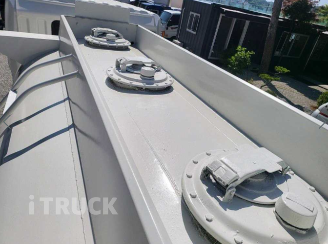 현대 탱크로리 메가트럭 5,000L 수동 6