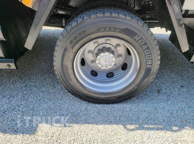 현대 탱크로리 메가트럭 5,000L 수동 13