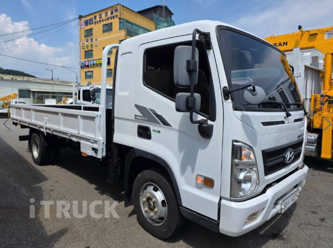 현대 올뉴마이티 3.5톤 카고 슈퍼캡 2