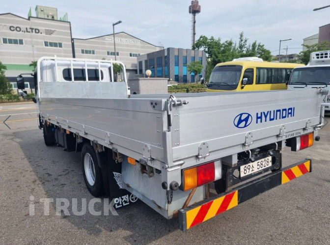 현대 올뉴마이티 2.5톤 광폭 카고 슈퍼캡 6