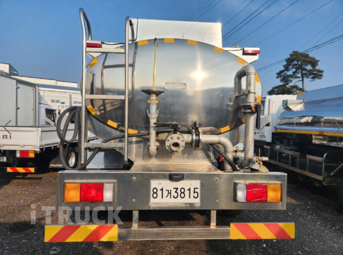 현대 살수차 뉴파워트럭 스텐탱크 8,000L 수동 7