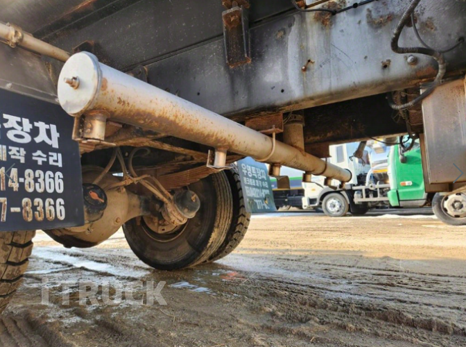 현대 살수차 뉴파워트럭 스텐탱크 8,000L 수동 12