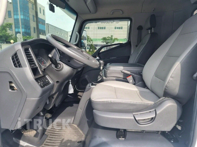 현대 올뉴마이티 3.5톤 광폭 카고 슈퍼캡 9