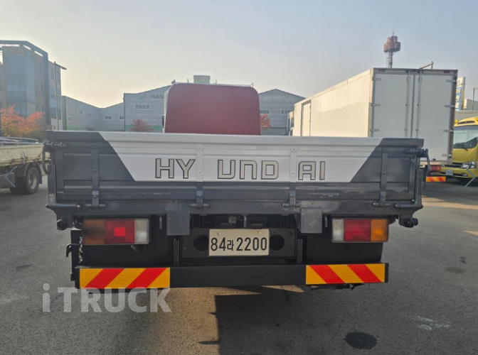 현대 메가트럭 280 단바리 카고 5톤 수동 7