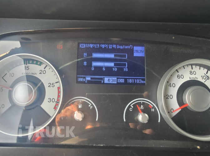 현대 메가트럭 280 단바리 카고 5톤 수동 17