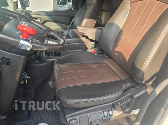 현대 메가트럭 280 단바리 카고 5톤 수동 15