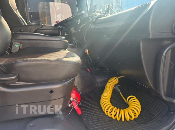 현대 메가트럭 280 단바리 카고 5톤 수동 14