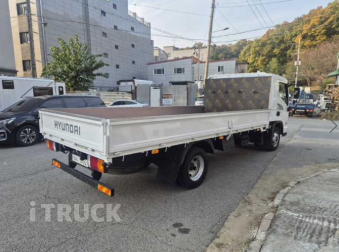 현대 올뉴마이티 3.5톤 카고 슈퍼캡 5