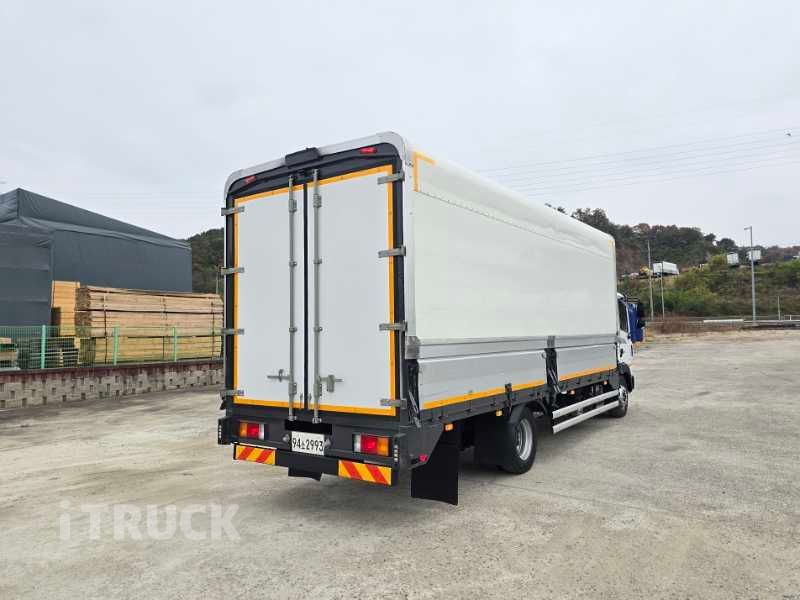 현대 메가트럭 300 단바리 윙바디 4.5톤 수동 2