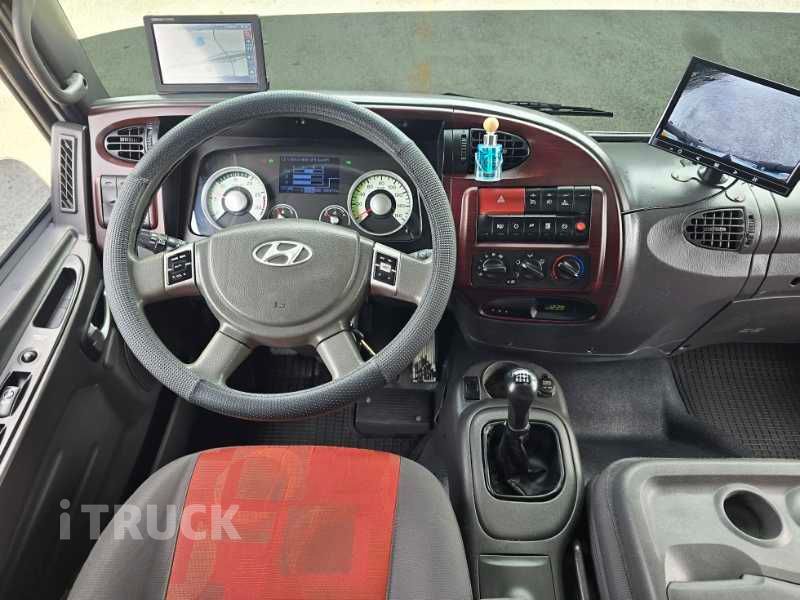 현대 메가트럭 300 단바리 윙바디 4.5톤 수동 12