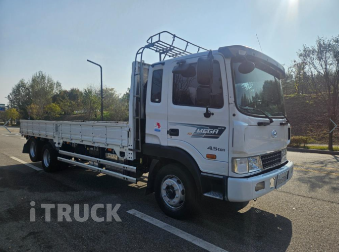 현대 메가트럭 280 후축 카고 5톤 수동 1