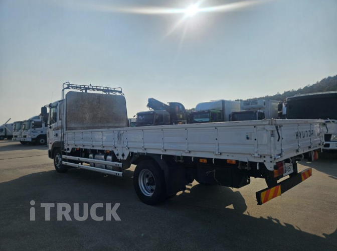 현대 메가트럭 280 단바리 카고 5톤 수동 4