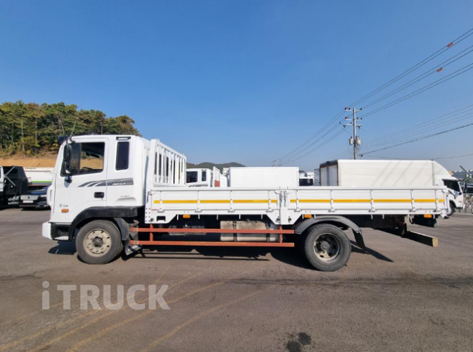 현대 메가트럭 260 단바리 카고 5톤 수동 4