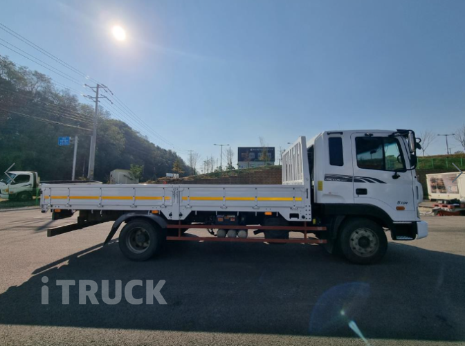 현대 메가트럭 260 단바리 카고 5톤 수동 3