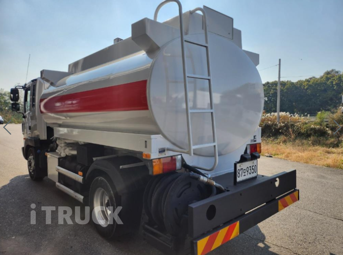 현대 탱크로리 메가트럭 10,000L 수동 2