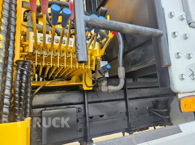 현대 카고크레인 수산중공업 메가트럭 5톤 6