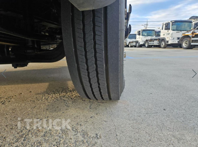 현대 카고크레인 수산중공업 메가트럭 5톤 12