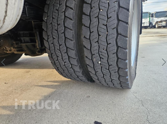 현대 카고크레인 수산중공업 메가트럭 5톤 13