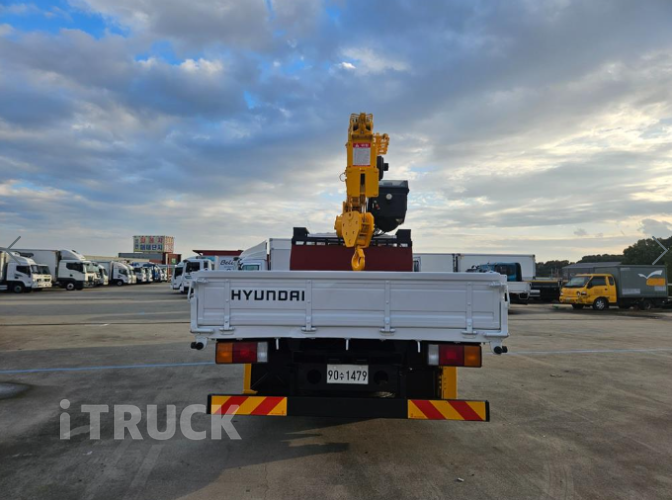 현대 카고크레인 수산중공업 메가트럭 5톤 5