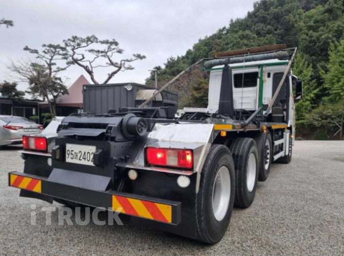 현대 엑시언트 암롤 540 25톤 오토 앞축 2