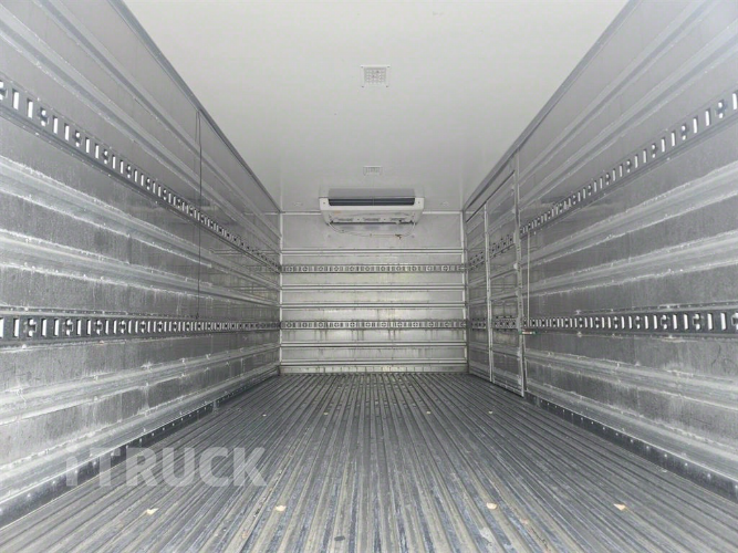 이스즈 엘프 3.5톤 광폭 냉동탑 조르다 9