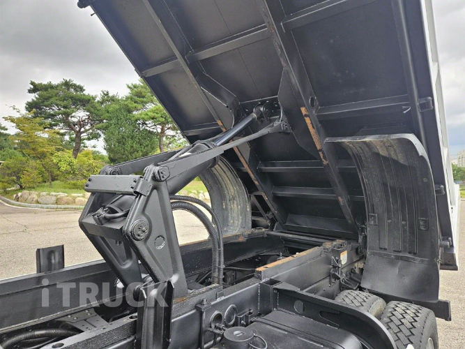 현대 메가트럭 화물덤프 4.5톤 12