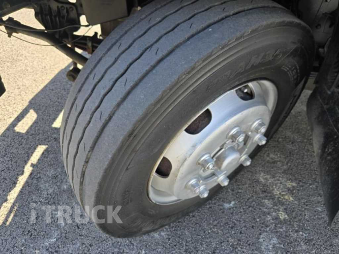 현대 메가트럭 280 후축 윙바디 5톤 수동 8