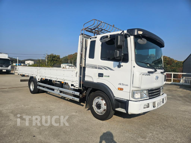 현대 메가트럭 280 단바리 카고 4.5톤 수동 4