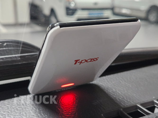 기아 봉고3 1톤 킹캡 초장축 18