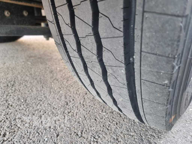 현대 메가트럭 270 단바리 카고 4.5톤 수동 5