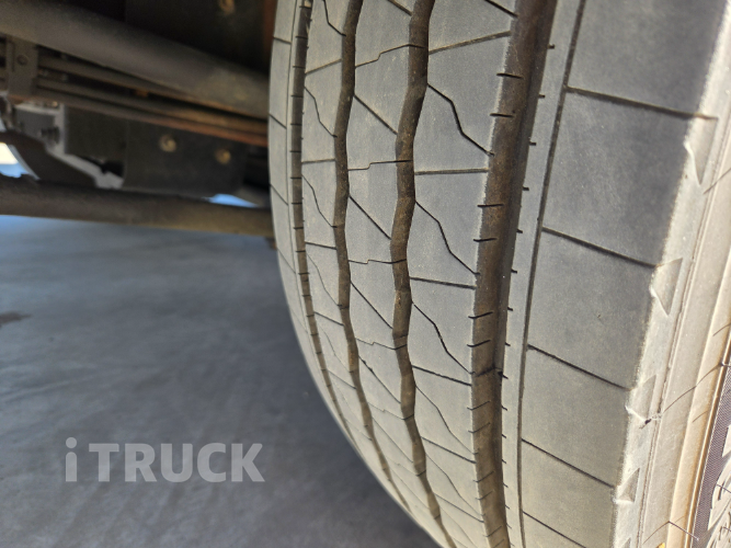 현대 메가트럭 280 후축 카고 4.5톤 수동 12