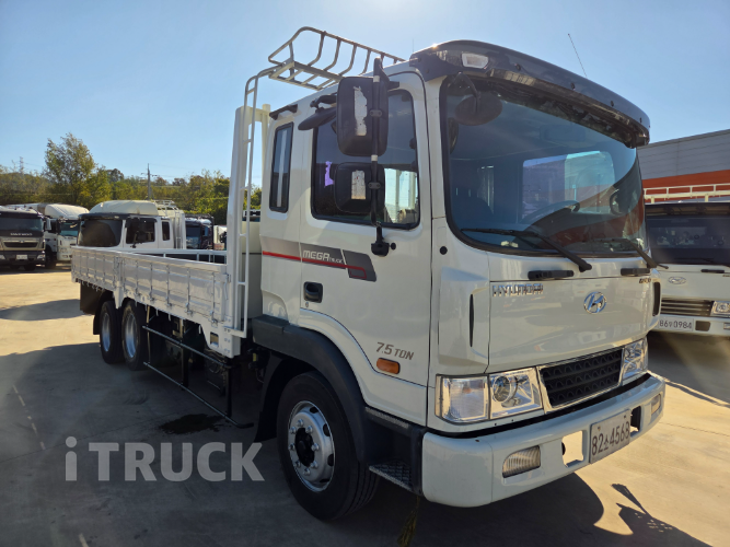 현대 메가트럭 280 후축 카고 4.5톤 수동 2