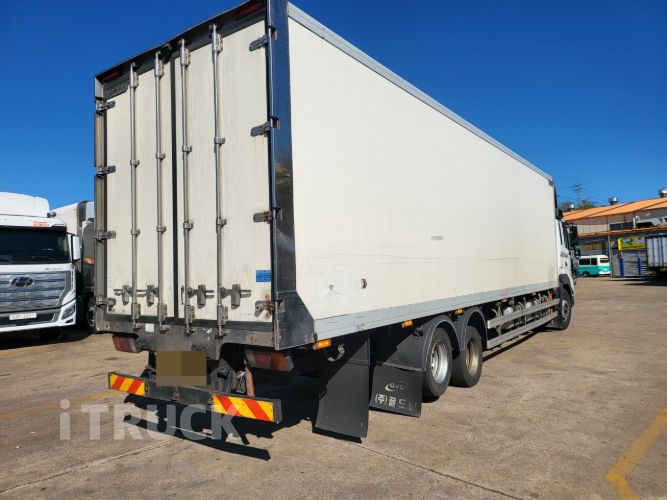 현대 메가트럭 와이드캡 300 후축 냉동탑 7.5톤 수동 4