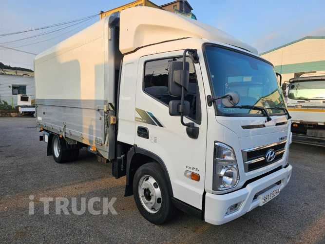 현대 올뉴마이티 2.5톤 윙바디 슈퍼캡 1